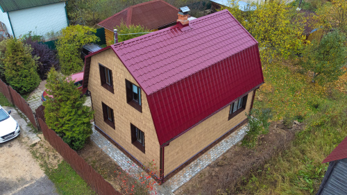 Металлочерепица Grand Line камея 0,5 Satin RAL 3005 красное вино фото 2