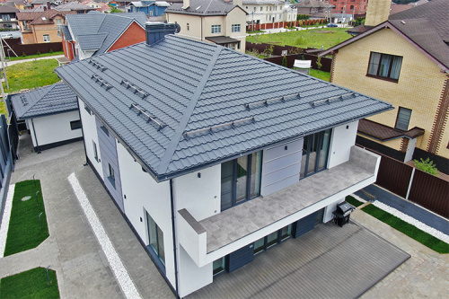 Металлочерепица Grand Line квинта плюс 0,5 Satin Matt RAL 7024 мокрый асфальт фото 3 Металлочерепица Grand Line квинта плюс 0,5 Satin Matt RAL 7024 мокрый асфальт фото 3